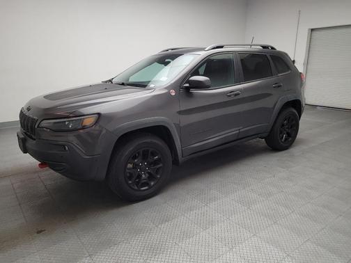 Granite Crystal Metallic Clearcoat 2019 Jeep Cherokee Trailhawk Elite