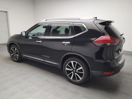 Magnetic Black Pearl 2019 Nissan Rogue SL