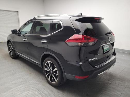 Magnetic Black Pearl 2019 Nissan Rogue SL