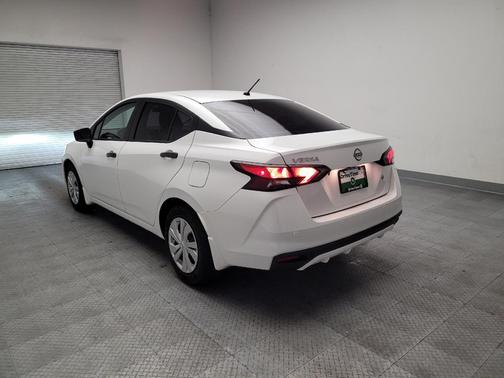 Fresh Powder 2025 Nissan Versa 1.6 S