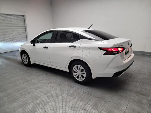 Fresh Powder 2025 Nissan Versa 1.6 S