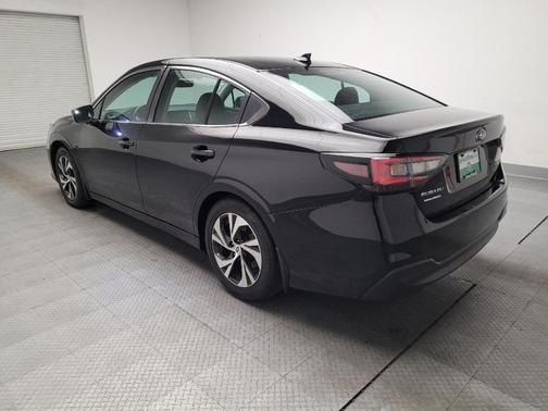 Crystal Black Silica 2022 Subaru Legacy Premium