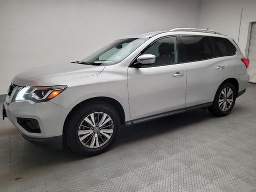 2018 Nissan Pathfinder SL