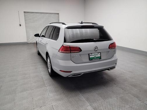 2018 Volkswagen Golf SportWagen TSI SE