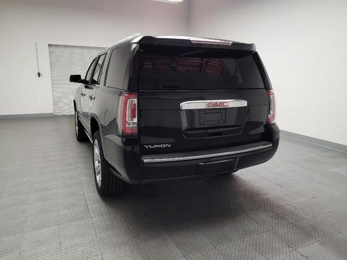 2017 GMC Yukon Denali