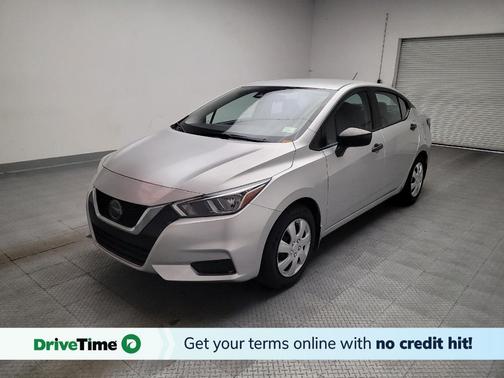 Brilliant Silver Metallic 2021 Nissan Versa 1.6 S