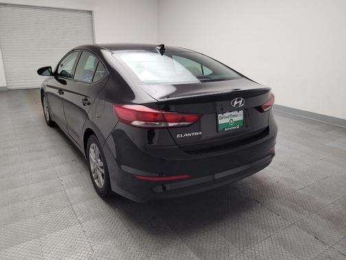 Black Diamond 2018 Hyundai ELANTRA SEL
