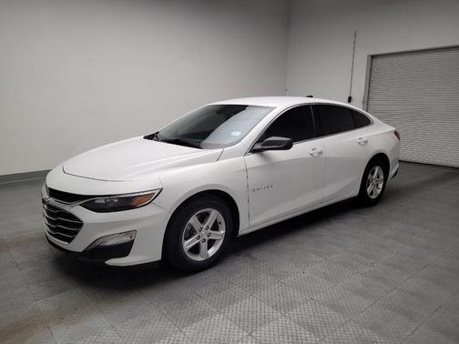 Summit White 2022 Chevrolet Malibu 1LS