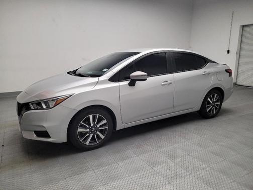 2021 Nissan Versa 1.6 SV