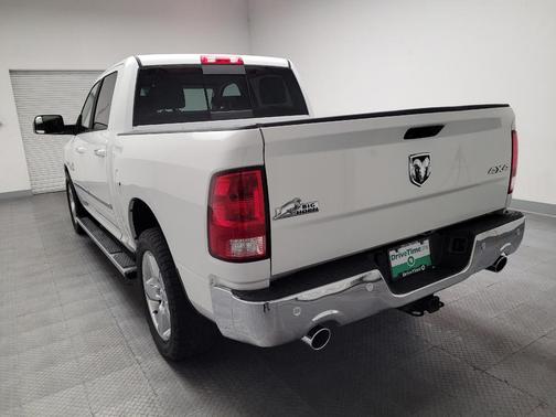 Bright White Clearcoat 2018 RAM 1500 Big Horn