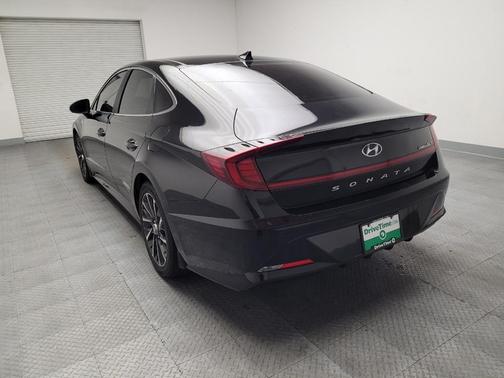 Phantom Black 2022 Hyundai SONATA Limited