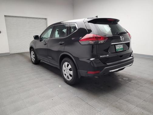 Magnetic Black Pearl 2020 Nissan Rogue S