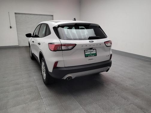 Oxford White 2020 Ford Escape S