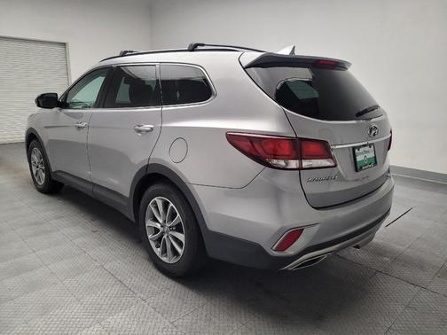 2018 Hyundai SANTA FE SE