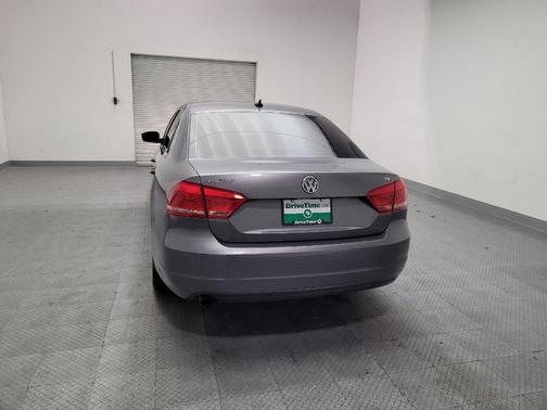 Platinum Gray Metallic 2015 Volkswagen Passat 1.8T Limited Edition