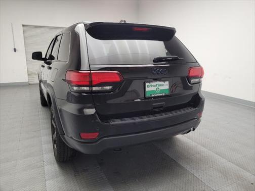 2019 Jeep Grand Cherokee Upland