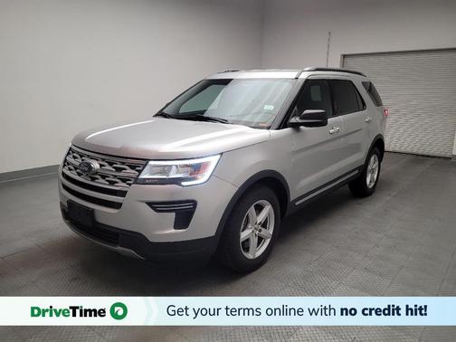 Ingot Silver Metallic 2018 Ford Explorer XLT