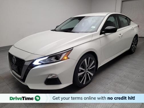 White 2022 Nissan Altima 2.5 SR