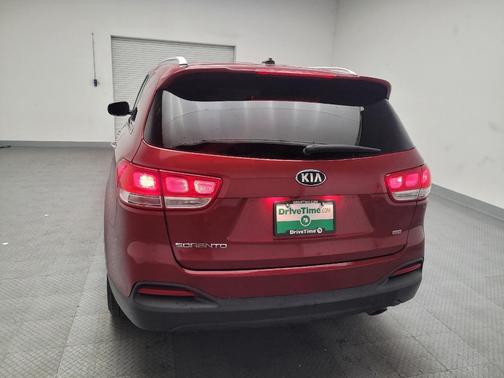 2017 Kia Sorento LX