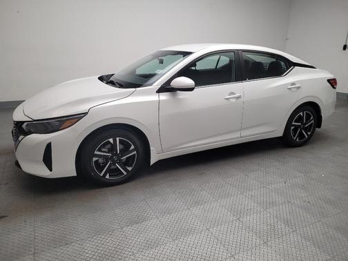 Aspen White Tricoat 2024 Nissan Sentra SV