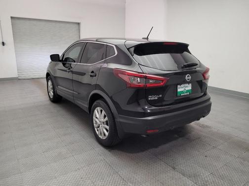 Magnetic Black Pearl 2022 Nissan Rogue Sport S