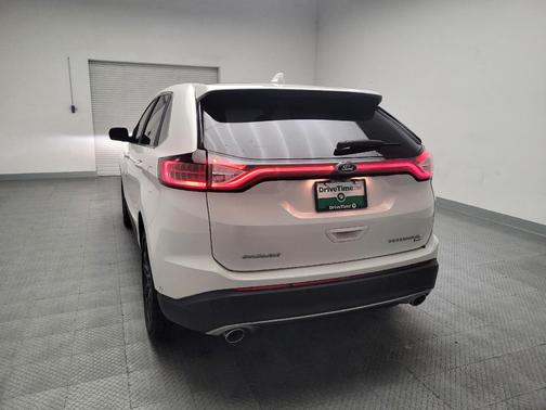 White Platinum Metallic Tri-Coat 2016 Ford Edge Titanium