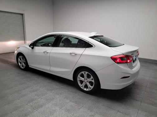 Summit White 2016 Chevrolet Cruze Premier