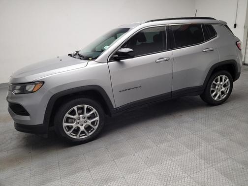 Billet Silver Metallic Clearcoat 2022 Jeep Compass Latitude Lux