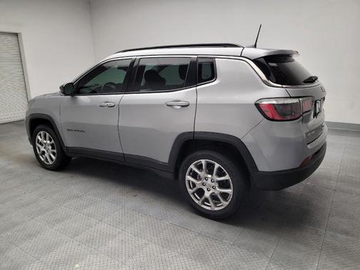Billet Silver Metallic Clearcoat 2022 Jeep Compass Latitude Lux