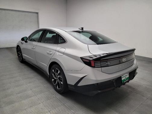 Aero Silver 2025 Hyundai SONATA SEL