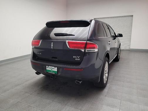 2014 Lincoln MKX Base
