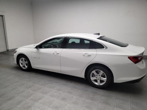 Summit White 2024 Chevrolet Malibu 1LS