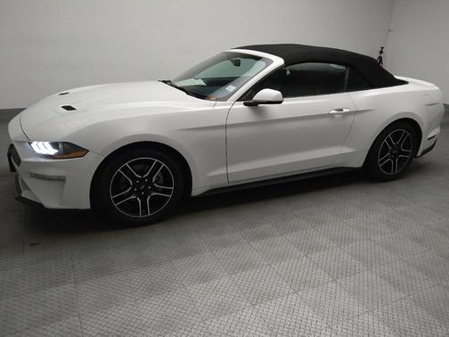 Oxford White 2020 Ford Mustang EcoBoost Premium