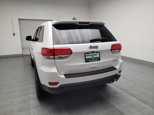 2018 Jeep Grand Cherokee Laredo E