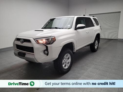 Super White 2018 Toyota 4Runner TRD Off Road