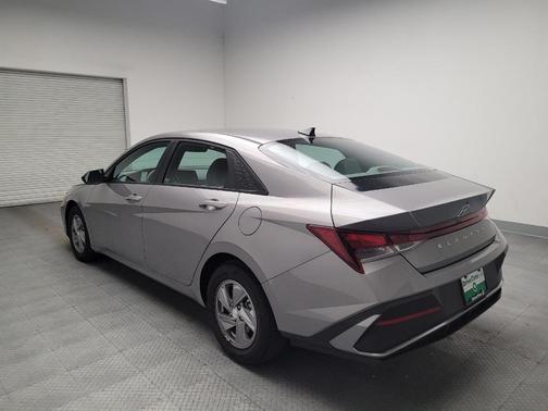 Fluid Metal 2024 Hyundai ELANTRA SE