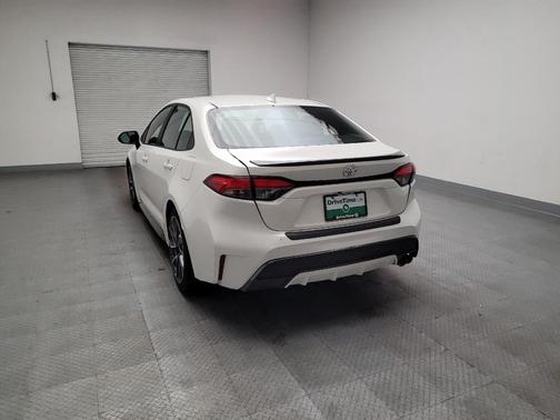 White 2021 Toyota Corolla XSE