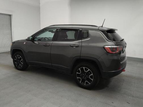 Granite Crystal Metallic Clearcoat 2019 Jeep Compass Trailhawk
