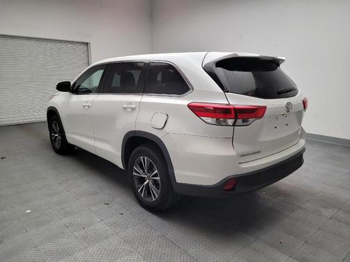 2018 Toyota Highlander LE