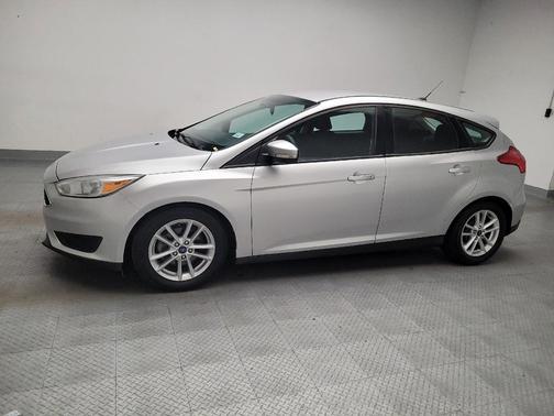 Ingot Silver 2016 Ford Focus SE
