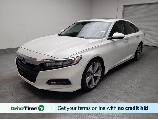 Platinum White Pearl 2018 Honda Accord Touring