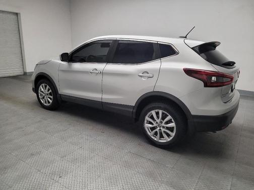 Brilliant Silver Metallic 2021 Nissan Rogue Sport S