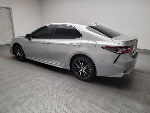 Celestial Silver Metallic 2021 Toyota Camry SE