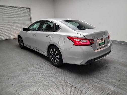 2017 Nissan Altima 2.5 SV