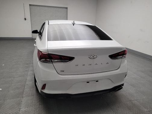 2018 Hyundai SONATA SE