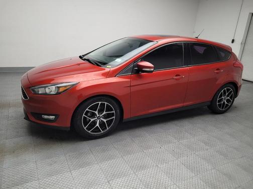Hot Pepper Red Metallic Tinted Clearcoat 2018 Ford Focus SEL