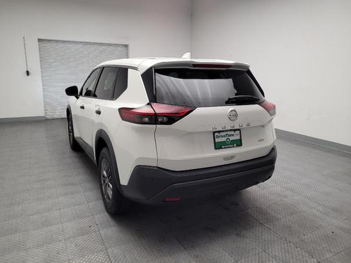 Glacier White 2021 Nissan Rogue S