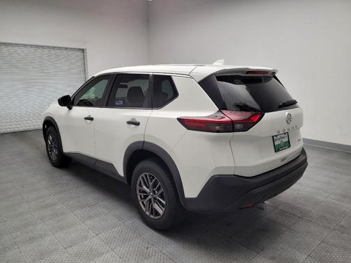Glacier White 2021 Nissan Rogue S