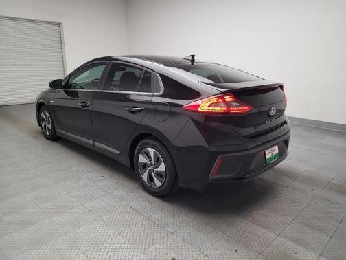 2018 Hyundai IONIQ Hybrid SEL