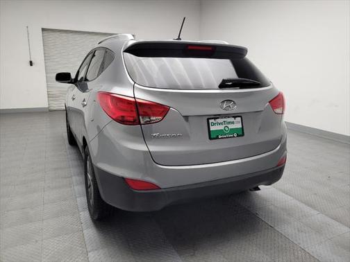 2015 Hyundai TUCSON SE